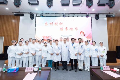C:\Users\Administrator\Desktop\新建文件夹\南京市中心医院举办庆祝“5·12”国际护士节活动\图片\图片8.jpg