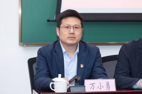 C:\Users\Administrator\Desktop\图片\开班结班仪式\02.jpg