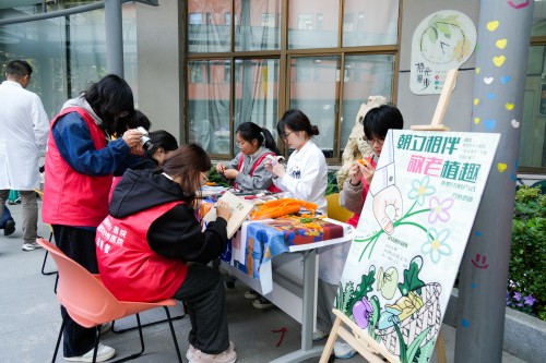 C:\Users\Administrator\Desktop\图片\20251029南京市中心医院团委新闻用图\5.jpg C:\Users\Administrator\Desktop\图片\20251029南京市中心医院团委新闻用图\5.jpg