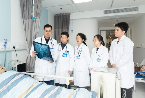 C:\Users\Administrator\Desktop\图片\03 新技术\01.jpg