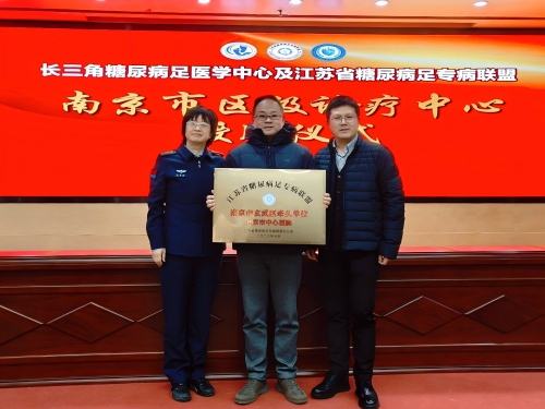 C:\Users\Administrator\Desktop\图片1.jpg C:\Users\Administrator\Desktop\图片1.jpg