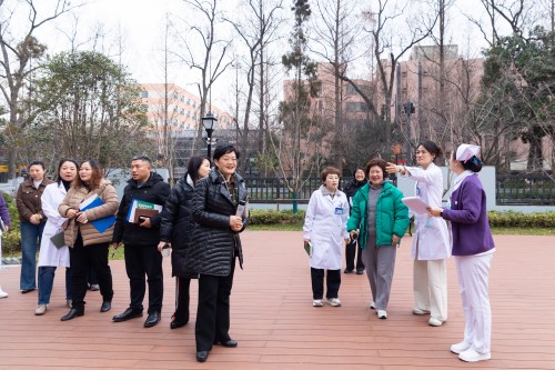 C:\Users\Administrator\Desktop\微信推送2026年第7期(总第429期)\02 行风办公室-南京市中心医院召开院外行风监督员座谈会\图片\22.jpg C:\Users\Administrator\Desktop\微信推送2026年第7期(总第429期)\02 行风办公室-南京市中心医院召开院外行风监督员座谈会\图片\22.jpg